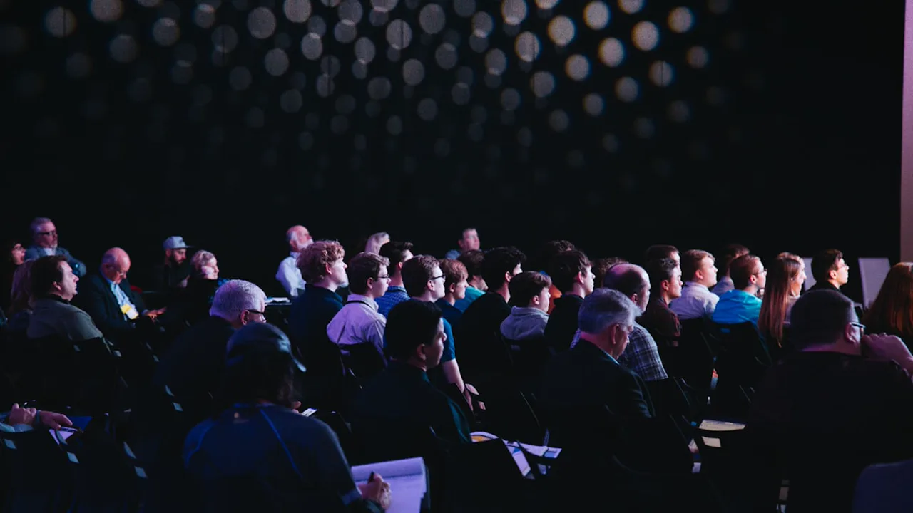Présentation publique des rapports d'activité et transparence documentaire